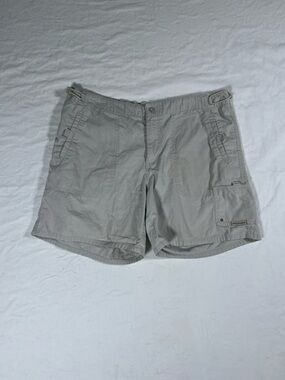Columbia Beige Khaki Shorts Women’s Large